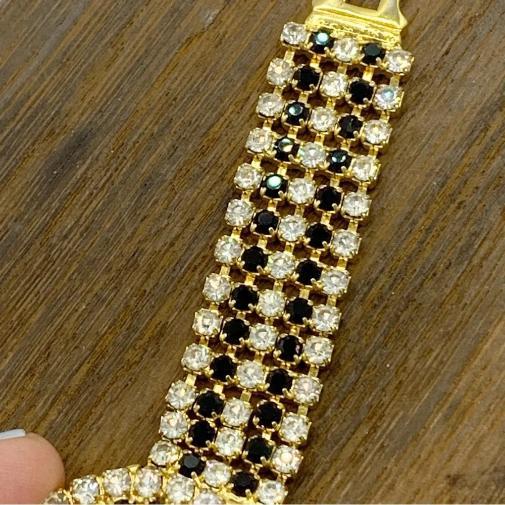 Jalga Quartz watch with black and clear prong set sparkling rhinestone 7”